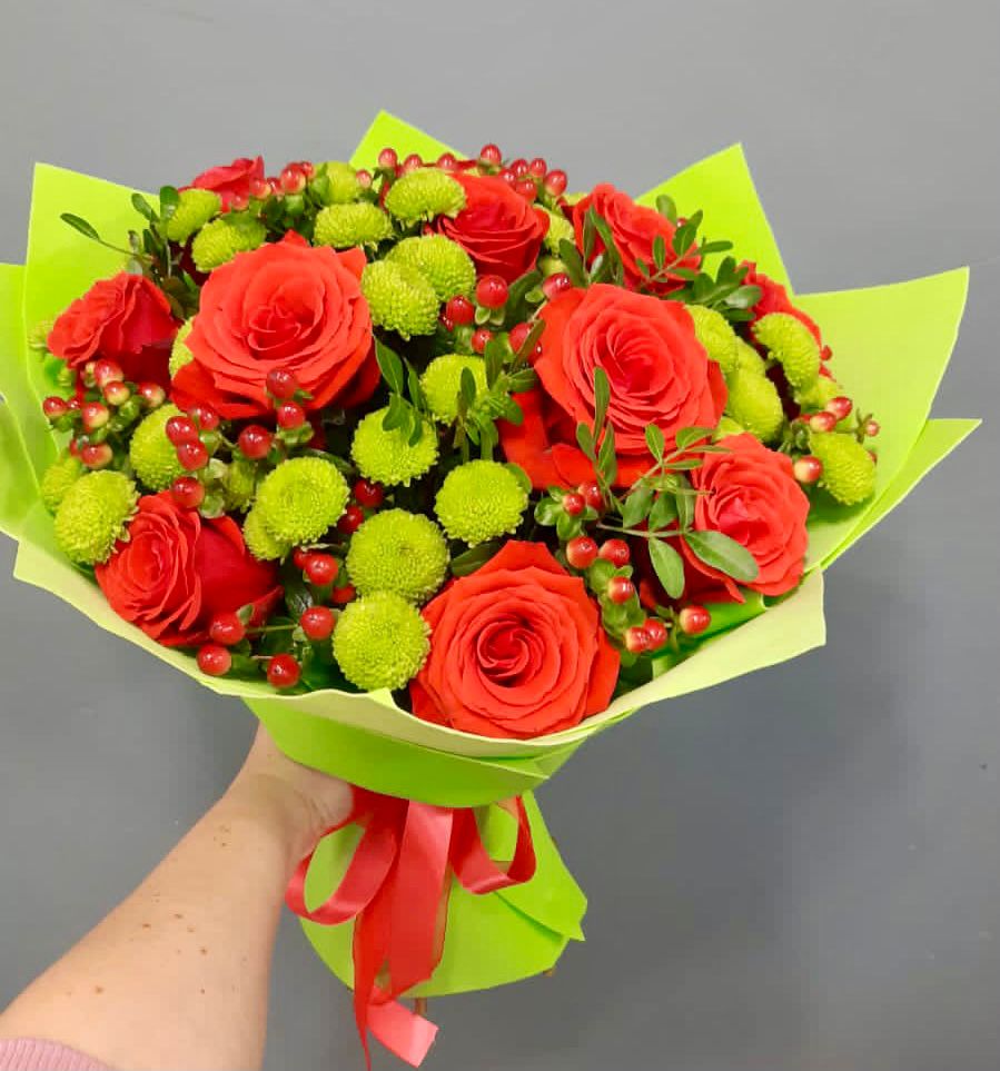 Букет цветов из: Хризантемы и Розы в Дурнихе