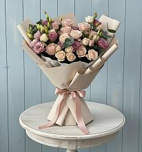 Букет цветов из:  Розы и Лизиантусы в Дурнихе