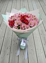 Букет цветов из:  Альстромерии #REPLACE_PRED# Дурнихе