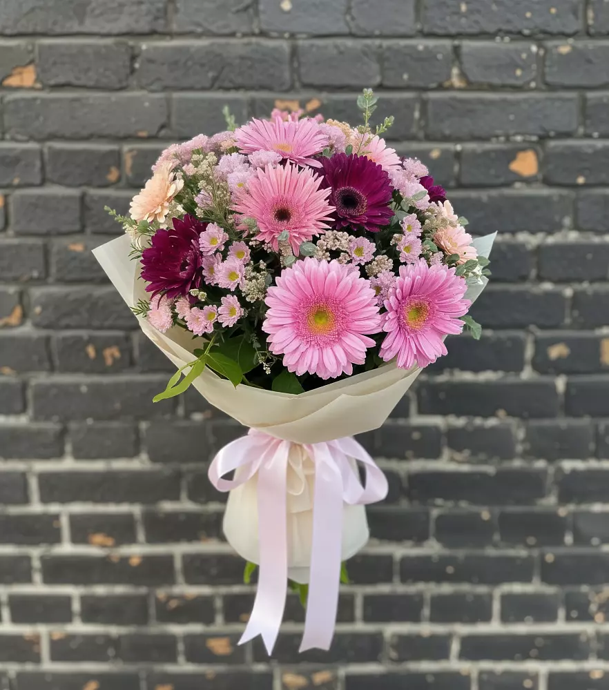 Букет цветов из: Герберы и Хризантемы в Дурнихе