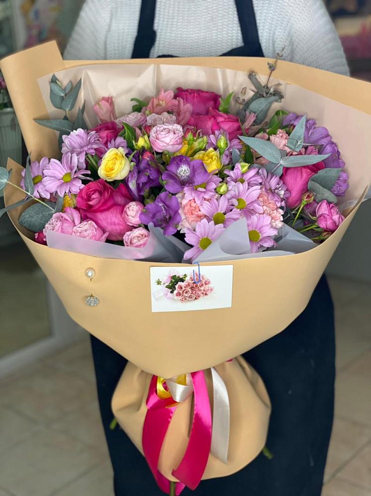 Букет цветов из: Хризантемы, Гвоздики и Альстромерии в Дурнихе