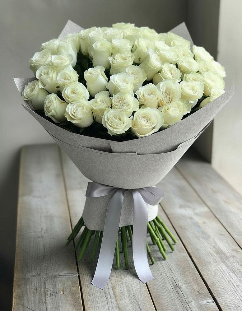 Букет 35 Белых роз в Дурнихе