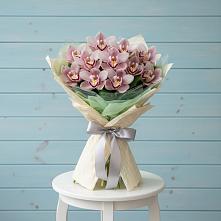 Букет цветов из:  Орхидеи и Розы в Дурнихе