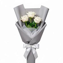 Букет 3 белые розы в Дурнихе