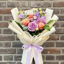 Букет цветов из:  Лизиантусы и Розы #REPLACE_PRED# Дурнихе