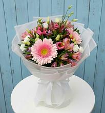 Букет цветов из:  Герберы, Альстромерии и Лизиантусы в Дурнихе